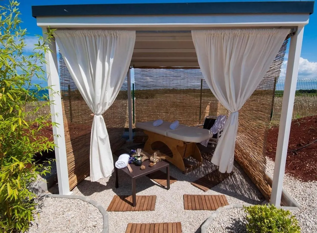 Eurocamp Mobile Homes Kastanija Novigrad  0*, Novigrad (Istria)