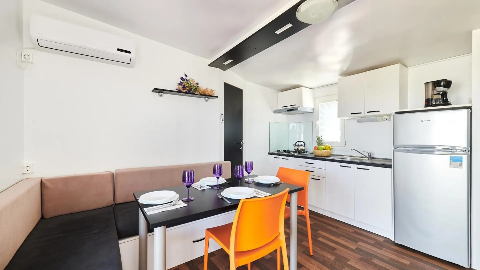 Eurocamp Mobile Homes Kastanija Novigrad